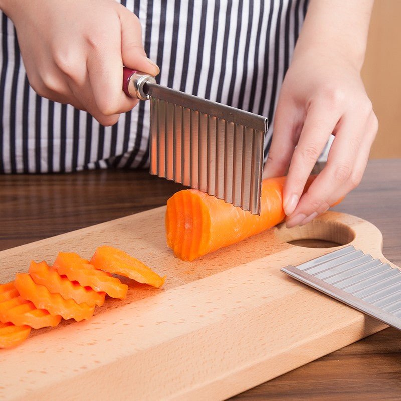 Multi-Functional Stainless Steel Wavy Knife for Vegetables - AriaCo.
