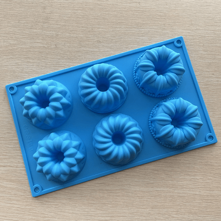 Silicone 6 - Cavity Angel Hollow Cake and Donut Molds - AriaCo.